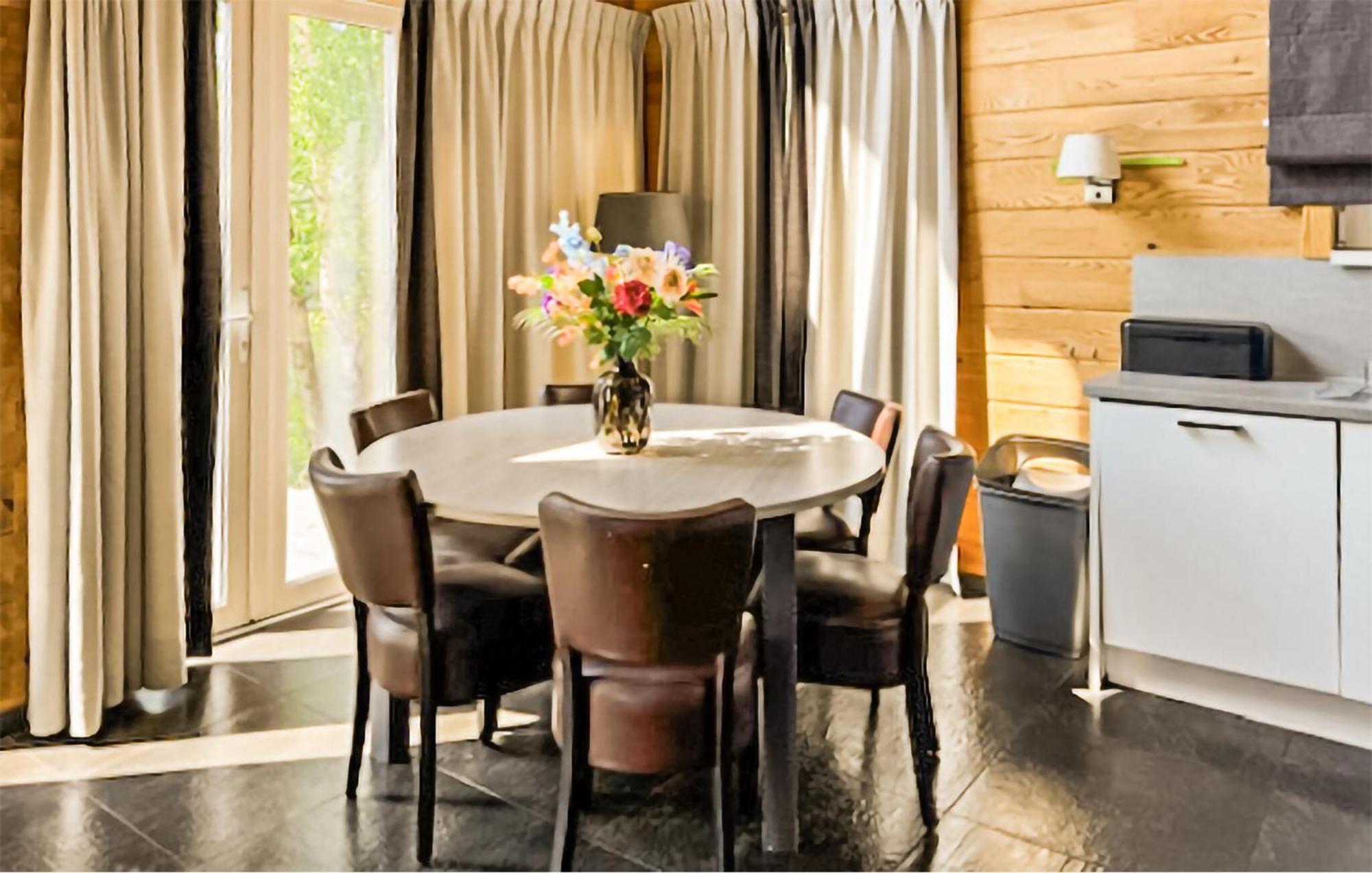 Lovely Home In Heel With Wifi Екстер'єр фото